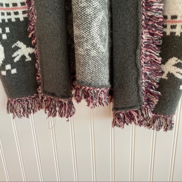 Romeo & Juliet Couture fringed cardigan SIZE S/M - Picture 5 of 8